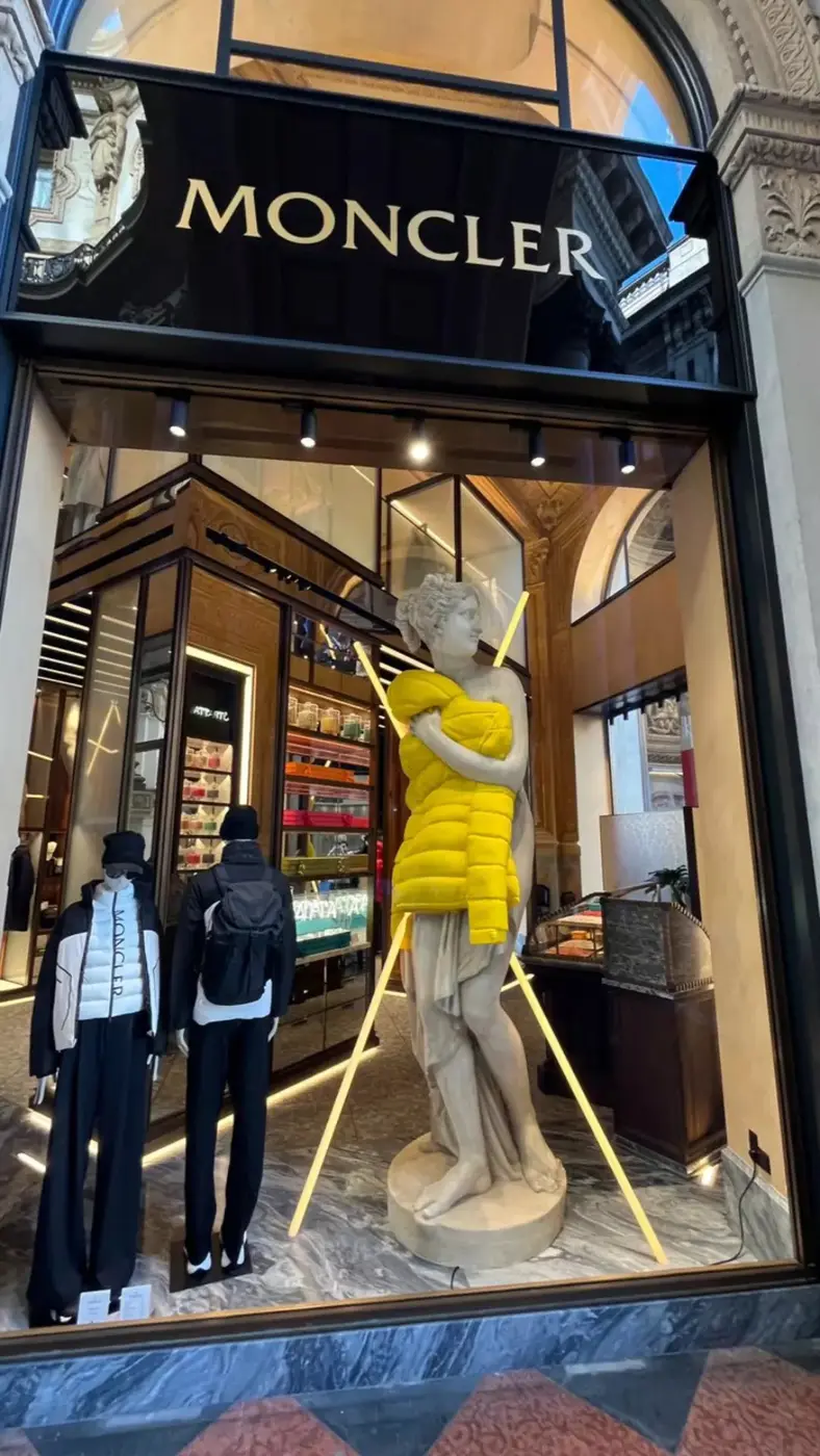 NARLUX real gallery photo 51